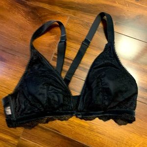 Victoria Secret size Medium lace bra black
